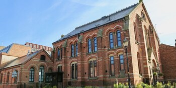 Chapel Chester - Apartments with Pet Rooms in Chester