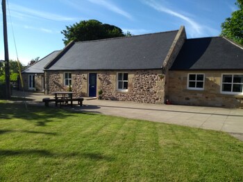 The Old Smithy - Cottages with Pet Rooms in Kelso