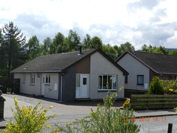 Highland Holiday Homes - Linmore - Holiday homes with Pet Rooms in Aviemore