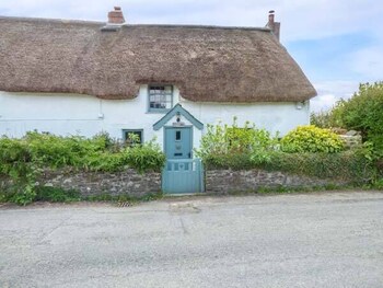 Bee Hive Cottage - Cottages with Pet Friendly Rooms in Bude