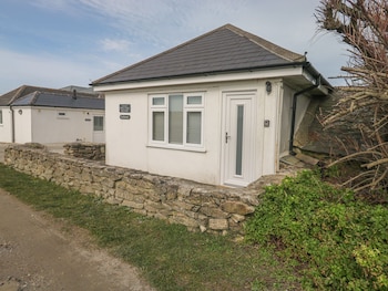 Guillemot - Cottages with Pet Rooms in Newquay