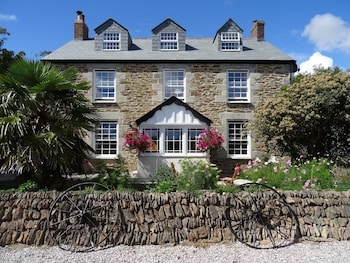 Pengelly Farmhouse B Amp B - B&Bs with Pet Friendly Rooms in Truro