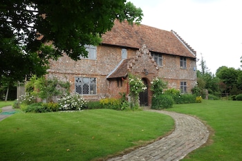 Brunger House - Guest houses with Pet Rooms in Tenterden