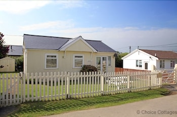 Croyde Kingfisher 3 Bedrooms - Cottages with Pet Rooms in Braunton