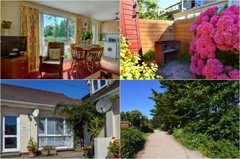 Croyde Sunset View 2 Bedrooms - Cottages with Pet Rooms in Braunton