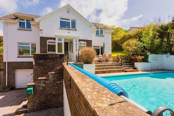 Georgeham Meadowbank 4 Bedrooms - Cottages with Pet Rooms in Braunton