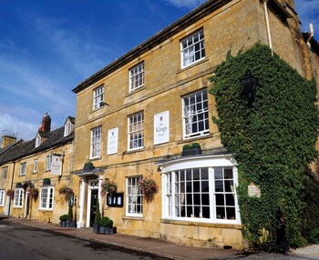 The Kings Hotel - Hotels with Pet Friendly Rooms in Chipping Campden