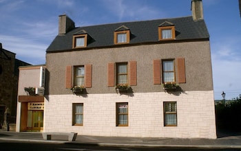 Macdougall Clansman Hotel - Hotels with Pet Rooms in Inverness