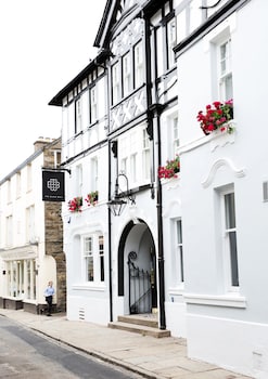 The Black Bull Inn - Hotels with Pet Rooms in Sedbergh