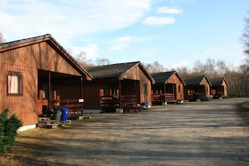 The Little Houses - Chalets with Pet Rooms in Roybridge