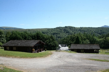 Highgarry Lodges - Cabins & lodges with Pet Rooms in Invergarry