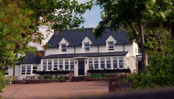 Summer Isles Hotel - Hotels with Pet Rooms in Ullapool