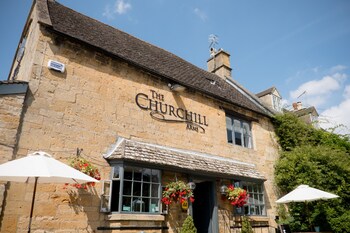 The Churchill Arms - B&Bs with Pet Rooms in Chipping Campden