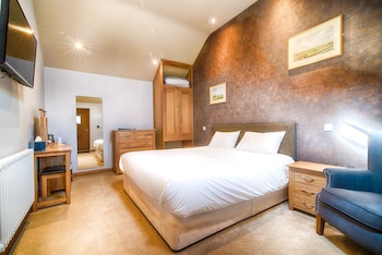 The Red Lion - Hotels with Pet Rooms in Cambridge