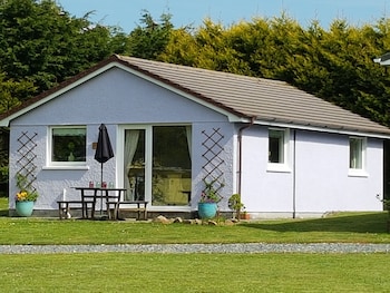 Thornbury Holiday Park - Cabins & lodges with Pet Rooms in Holsworthy